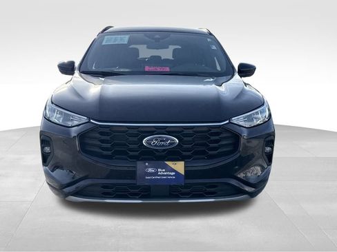 Certified 2023 Ford Escape ST-Line Select w/ Tech Pack #2 image 4