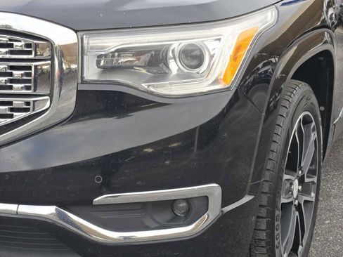 Used 2017 GMC Acadia Denali w/ Technology Package image 9