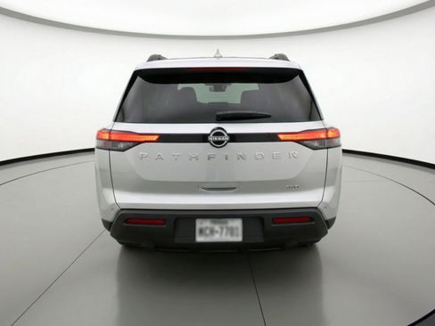 Used 2025 Nissan Pathfinder SV AWD/4WD image 7
