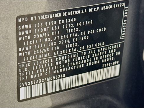 Used 2023 Volkswagen Tiguan SE FWD image 46