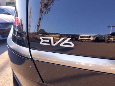 New 2025 Kia EV6 Wind image 7