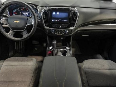 Used 2020 Chevrolet Traverse LT FWD image 22