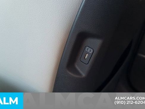 Used 2025 Hyundai Santa Fe Limited AWD/4WD image 19