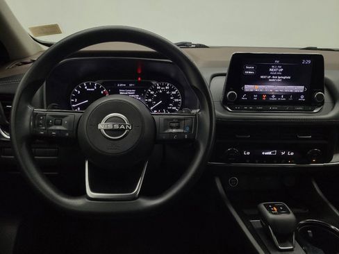 Used 2023 Nissan Rogue SV AWD/4WD image 22