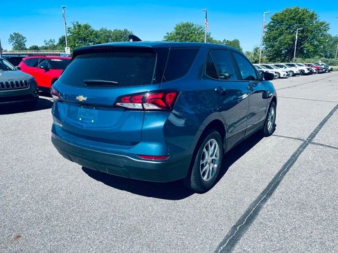 Used 2024 Chevrolet Equinox LS w/ LS Convenience Package FWD image 6