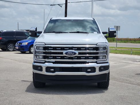 Used 2023 Ford F250 Lariat w/ Chrome Package AWD/4WD image 2