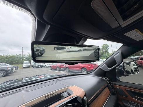 Used 2021 RAM 1500 Limited AWD/4WD image 8