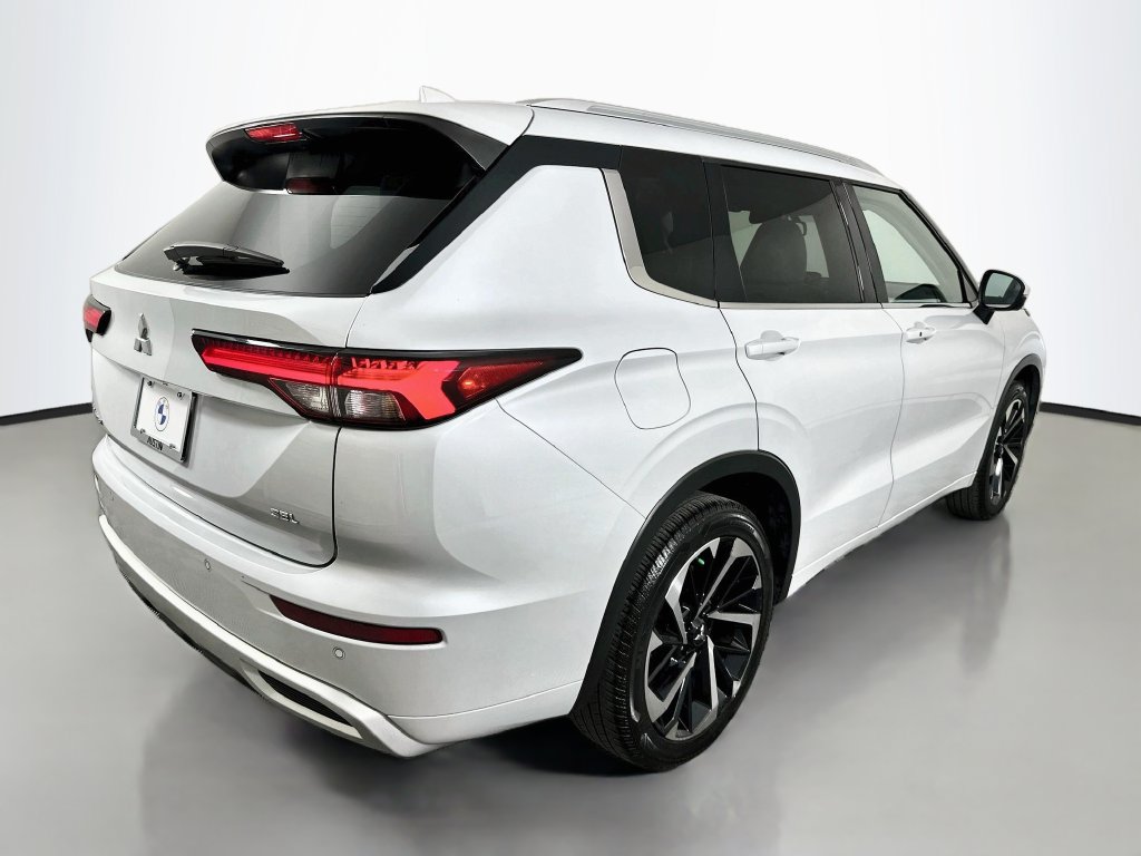 Used 2024 Mitsubishi Outlander SEL FWD image 5