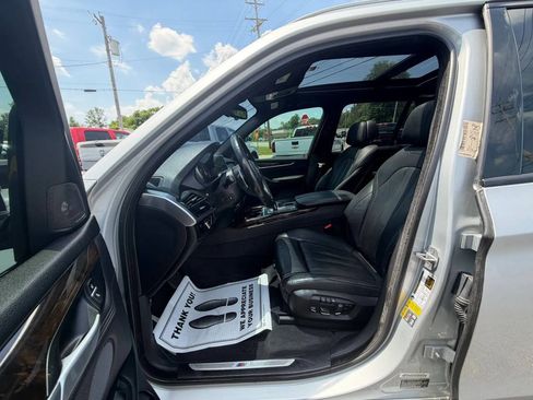 Used 2017 BMW X5 xDrive40e AWD/4WD image 4