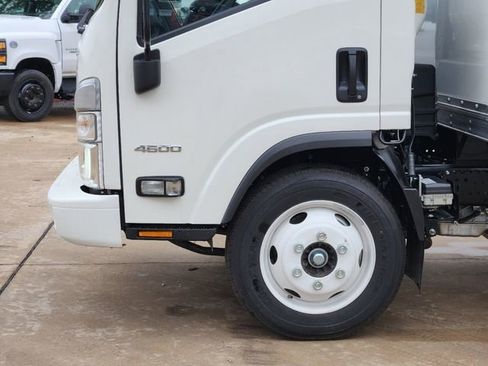 New 2024 Chevrolet Low Cab Forward RWD image 14