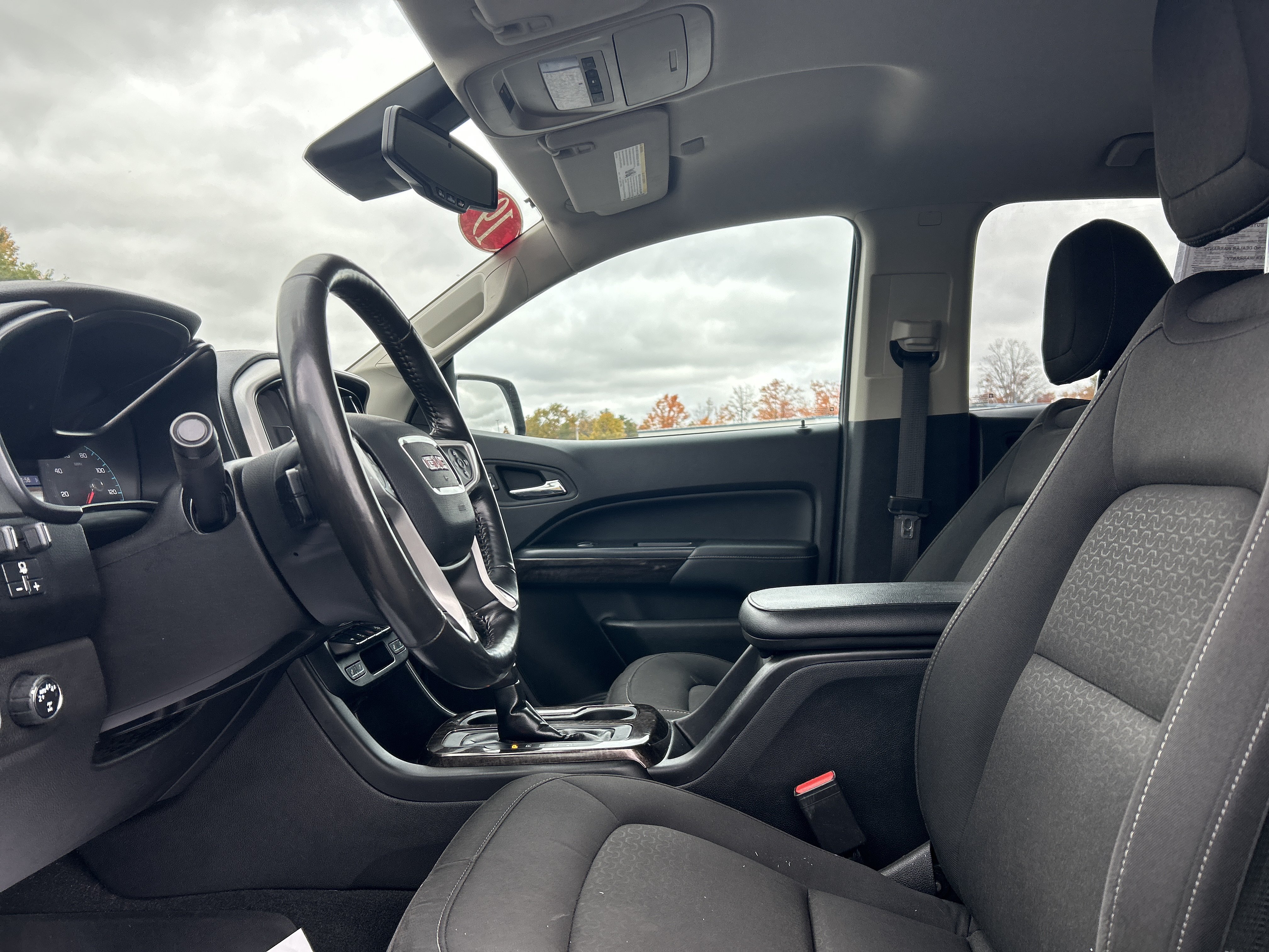 Used 2019 GMC Canyon SLE w/ Driver Alert Package AWD/4WD image 11