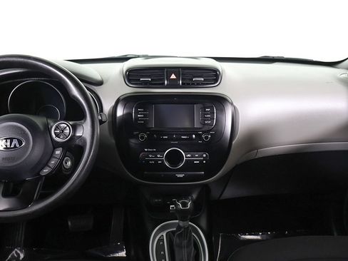 Used 2017 Kia Soul + FWD image 31
