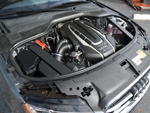 Used 2015 Audi A8 L 4.0T w/ Premium Package image 25