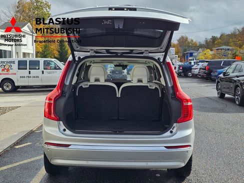 Used 2022 Volvo XC90 T6 Inscription image 32