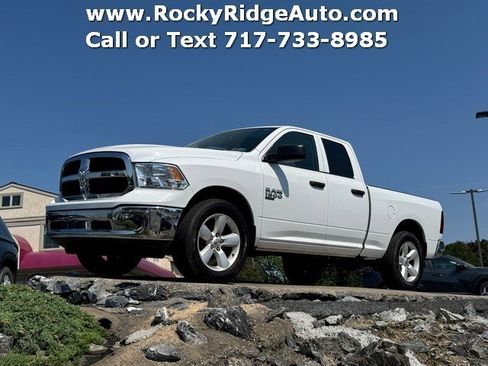 Used 2024 RAM 1500 Classic SLT AWD/4WD image 1