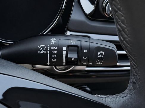Used 2023 Kia Seltos SX AWD/4WD image 27