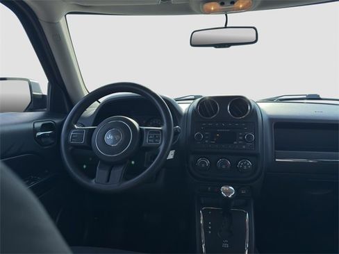 Used 2016 Jeep Patriot Sport w/ Power Value Group image 14