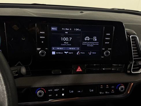 Used 2023 Kia Sportage LX image 17