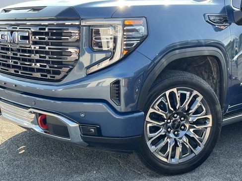 Certified 2025 GMC Sierra 1500 Denali Ultimate AWD/4WD image 8
