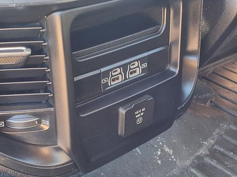Used 2021 RAM 1500 Laramie image 21