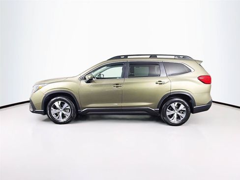 Used 2024 Subaru Ascent Premium w/ Convenience Package AWD/4WD image 8