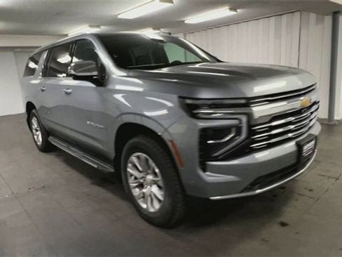 New 2025 Chevrolet Suburban Premier image 2