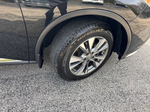 Used 2017 Nissan Murano S w/ Navigation Package AWD/4WD image 33