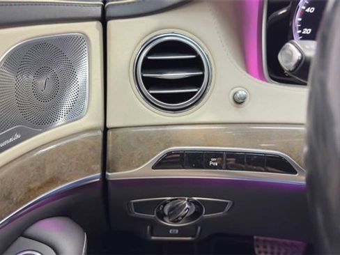 Used 2015 Mercedes-Benz S 550 4MATIC Sedan image 30