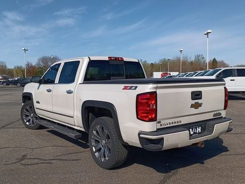 Used 2015 Chevrolet Silverado 1500 High Country w/ High Country Premium Package AWD/4WD image 26