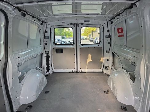 Used 2021 Mercedes-Benz Metris image 15