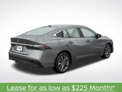 New 2026 Nissan Sentra SL w/ Floor Mat Package FWD image 6