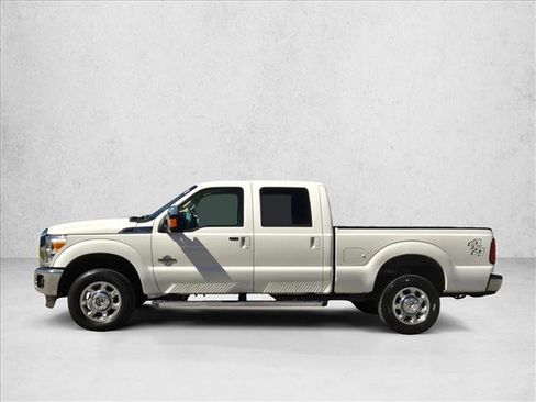 Used 2015 Ford F350 Lariat w/ Chrome Package image 9