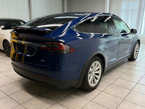 Used 2016 Tesla Model X 75D image 8