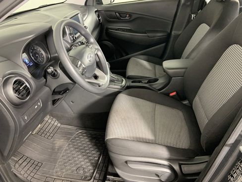 Used 2021 Hyundai Kona SE image 16