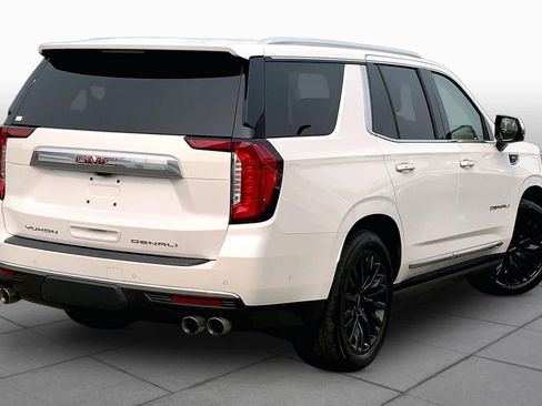 Used 2023 GMC Yukon Denali w/ Denali Reserve Package AWD/4WD image 12