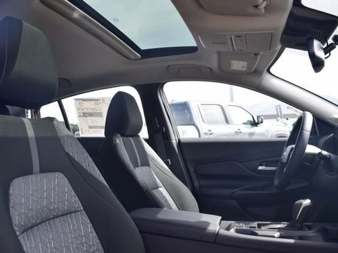 New 2026 Nissan Sentra SV w/ SV Convenience Package FWD image 20