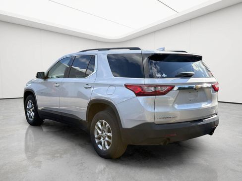 Used 2019 Chevrolet Traverse LT FWD image 4