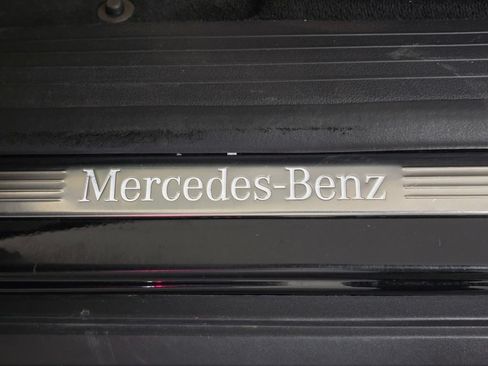 Used 2021 Mercedes-Benz GLE 450 4MATIC image 16