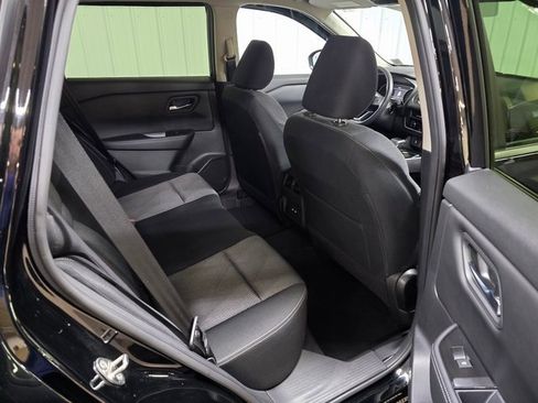 Used 2024 Nissan Rogue SV image 21