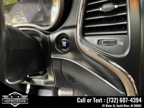 Used 2016 Jeep Grand Cherokee Limited image 36