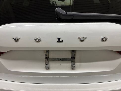 Used 2021 Volvo XC60 T6 Inscription image 33