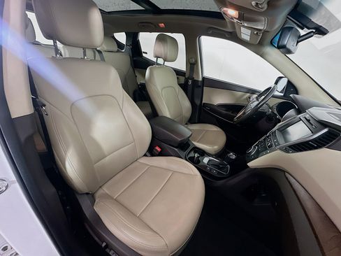 Used 2018 Hyundai Santa Fe Sport image 32