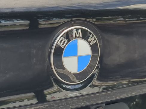 Used 2022 BMW 530i w/ M Sport Package RWD image 11