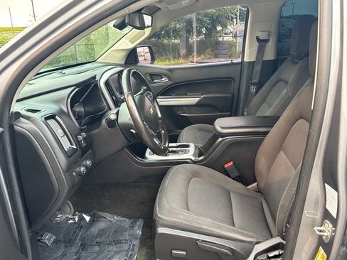 Used 2018 Chevrolet Colorado LT w/ LT Convenience Package AWD/4WD image 12