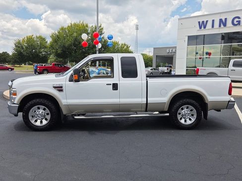 Used 2008 Ford F250 2WD SuperCab Super Duty image 2