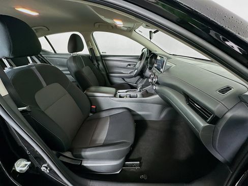 Used 2024 Nissan Sentra SV image 29