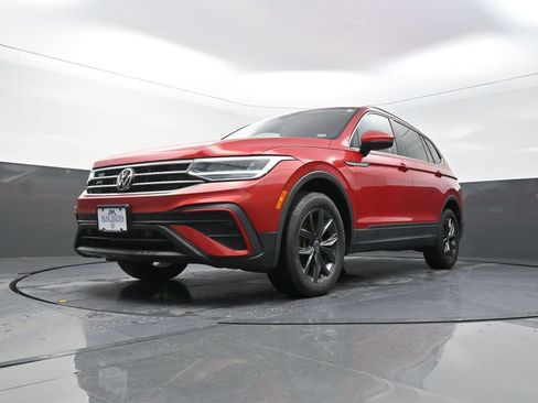 Used 2023 Volkswagen Tiguan SE FWD image 23