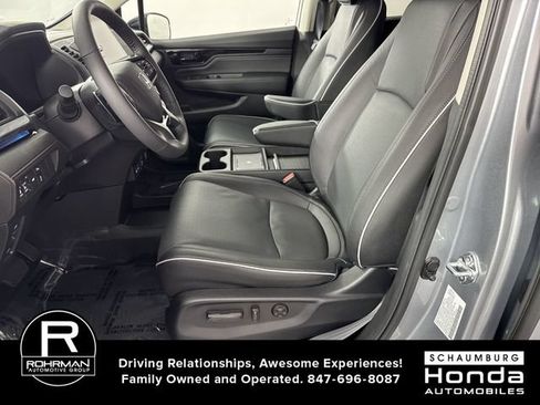 Used 2026 Honda Odyssey Elite image 4