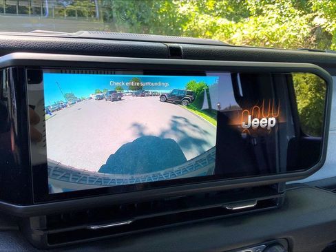 Certified 2024 Jeep Wrangler Unlimited Sport AWD/4WD image 26