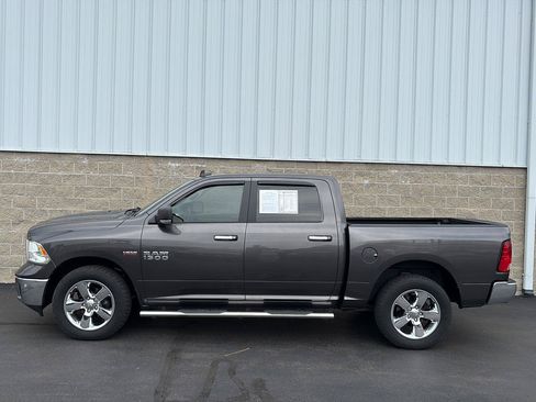 Used 2017 RAM 1500 Big Horn AWD/4WD image 38
